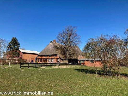 014-Südansicht Hof.JPG