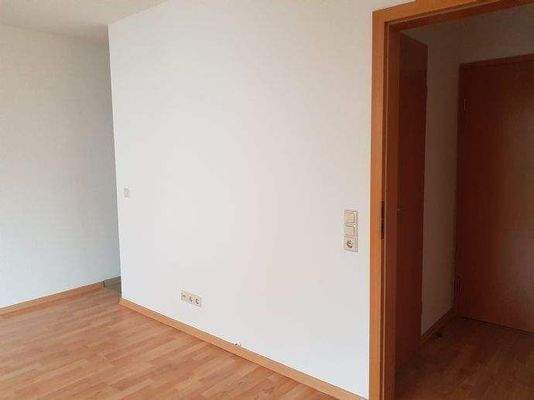 Kochnische li..Telefon, Kabelfernsehen. Steckdosen