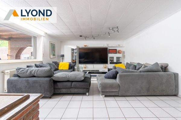 LYD 3641 - 2 Wohnzimmer