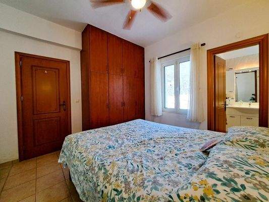 Kreta, Gavalochori: Charmante Landvilla mit drei Schlafzimmern und Pool zum Verkauf