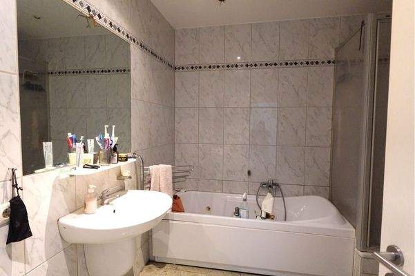 Badezimmer 2.OG links