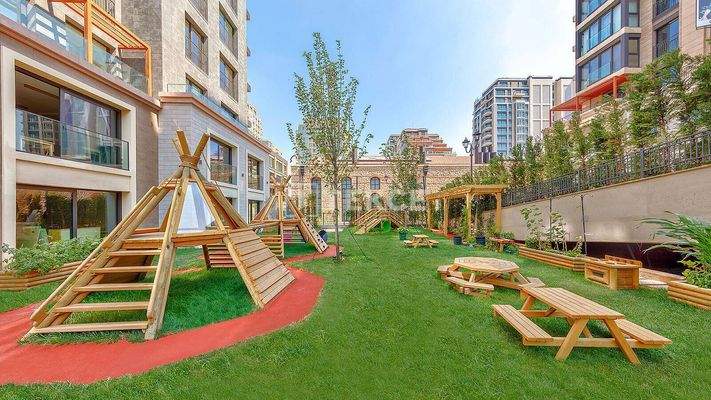 Luxe Properties with Sea Views in Istanbul Zeytinburnu