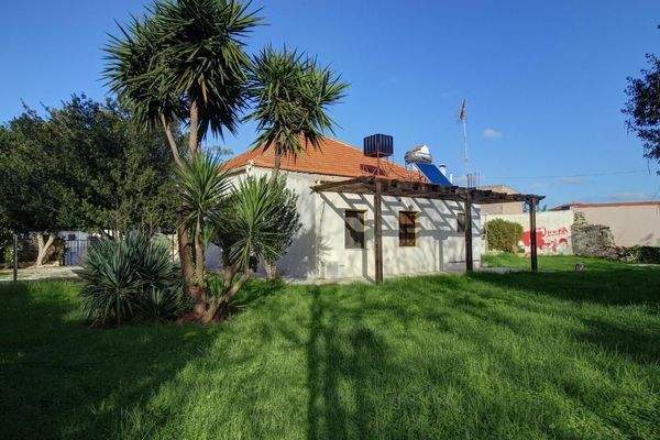 Gemütliches Ferienhaus im Serene Hamlet auf Kreta zu verkaufen