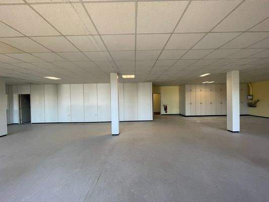 Lichtdurchflutete Fläche