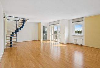 Helles Wohnzimmer
