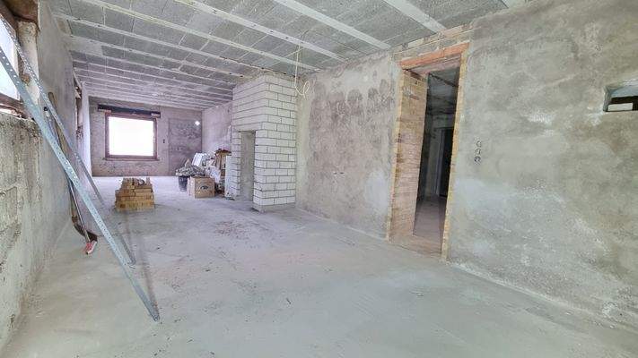 Kellerraum 3 unter Terrasse .