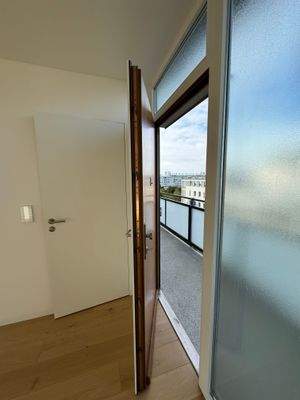 Wohnungseingangstür.jpg