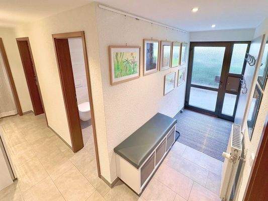 UG Eingangsbereich - Flur