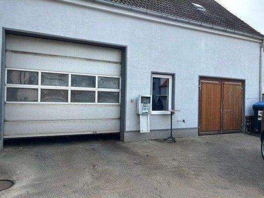 Einfahrt Waschanlage