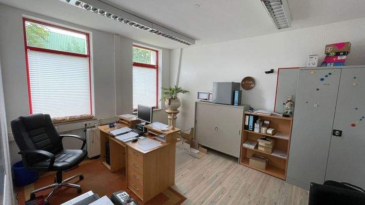 Büro1.jpg