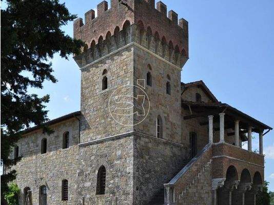 Imposanter Immobilienkomplex | Arezzo