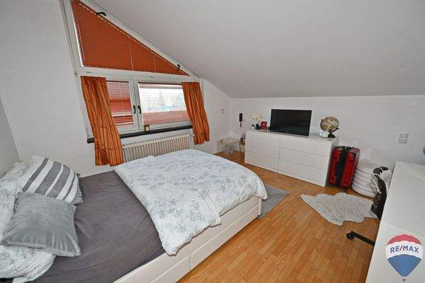 Schlaf / Kinderzimmer 3 WHG 2 OG