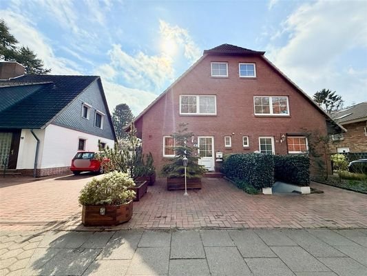 Straßenansicht