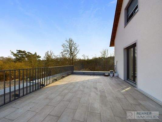 CAM02915G0-PR0050-STILL008