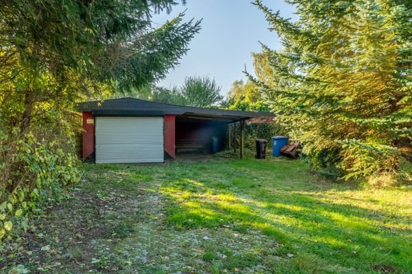 Garage + Carport