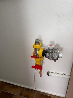 Vorbereiteter Gasanschluss Haupthaus