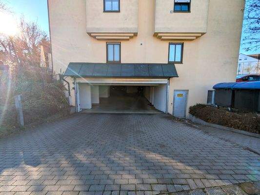 Einfahrt Tiefgarage