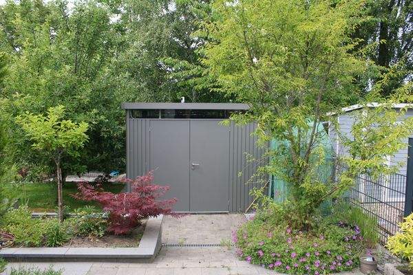 Ansicht Gartenhaus von Garage