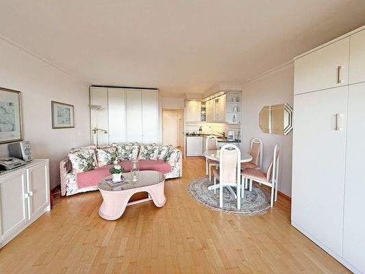 Wohn- und Essbereich mit Küche