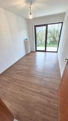 Arbeits- oder Kinderzimmer