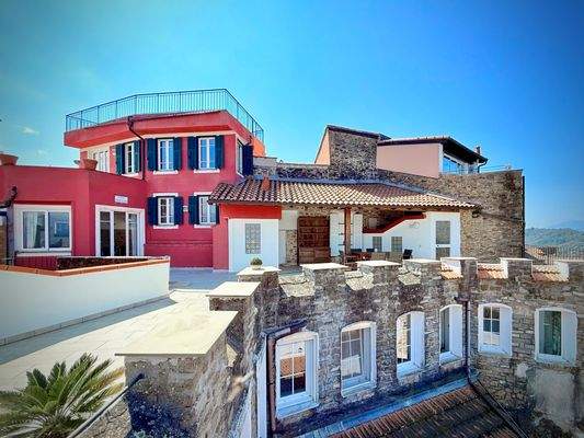 PE1005_01_TERRA ITALIA IMMOBILIEN_REAL ESTATE_PERI