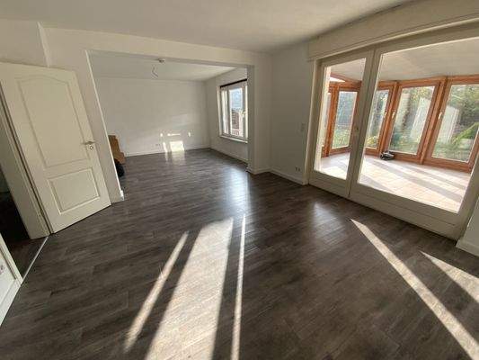 Wohn- und Esszimmer mit Fußbodenheizung