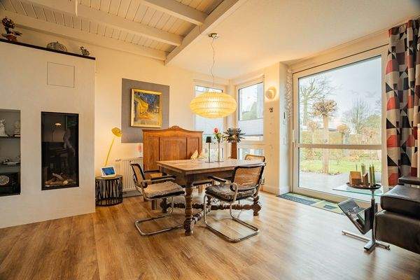 Essbereich zum Garten