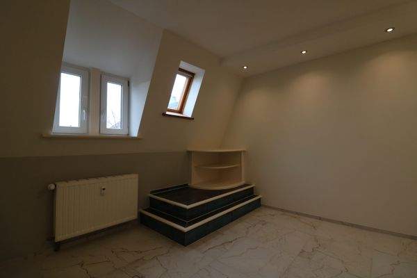 Podest Schlafzimmer, Esche