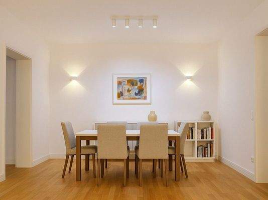 Bright Modern Dining Space