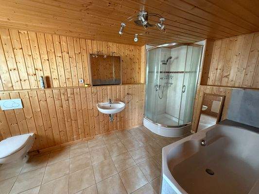 Nebengebäude Badezimmer