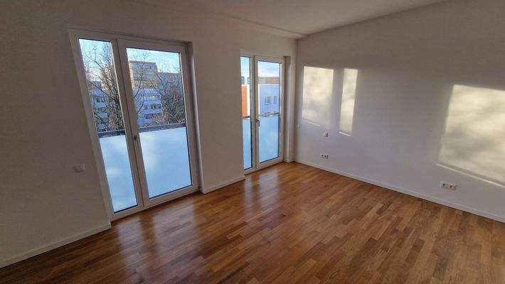 Helle Wohnung mit Balkon