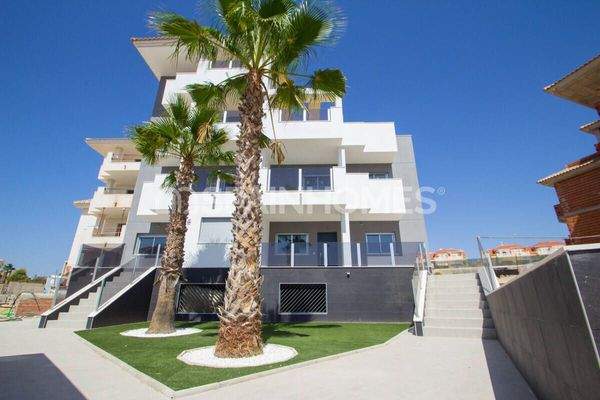 Apartments in a Complex with Communal Pool in Villamartin