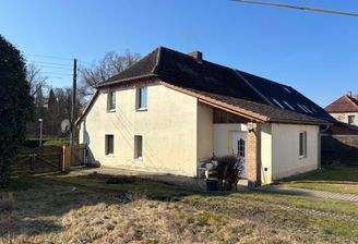 Giebelansicht, Hauseingang hinten