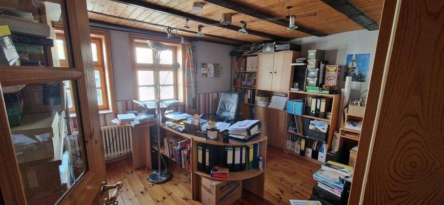 Kinderzimmer (Büro) 4 OG