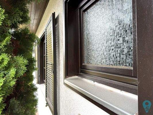 Aussenansicht 6|Klappladen