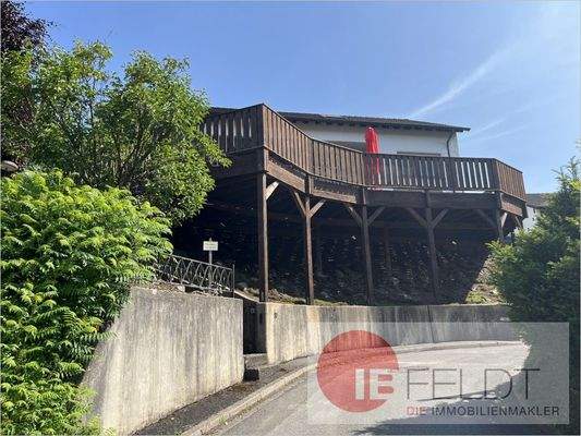 Ansicht auf In der Schlah und die Terrasse