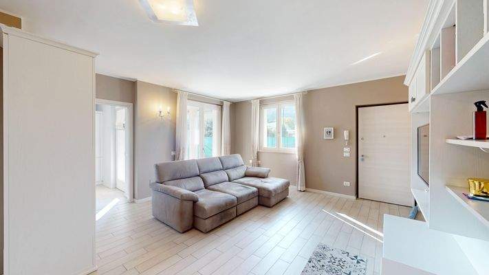 DP-66-28-Villa-a-schiera-di-testa-a-Salo-10162025_