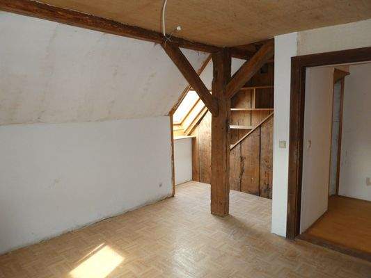 Teilweise ausgebautes Dachgeschoss