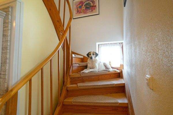 Treppe zum Dachgeschoss