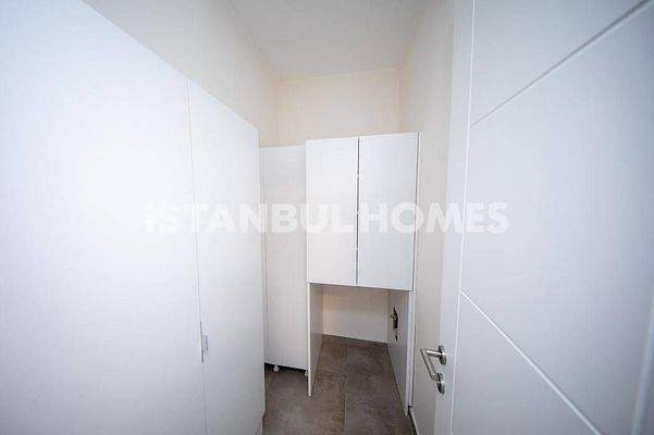 Flats with En-Suite Bathroom and Balcony in Avcilar Istanbul