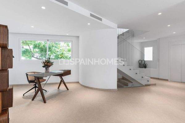 Elegant Property with Private Pool in Altea Alicante