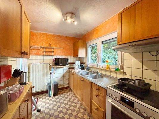 Küche mit Zugang zum Garten Erdgeschoss