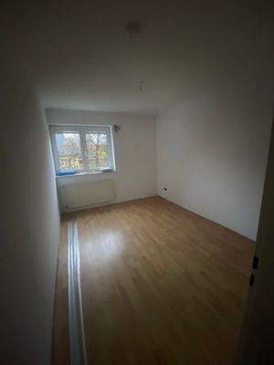 E8F9364A-F455-4F37-9B9B-D062B7A76634