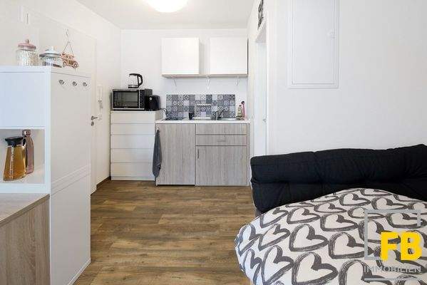 Mit Pantryküche und Duschbad!