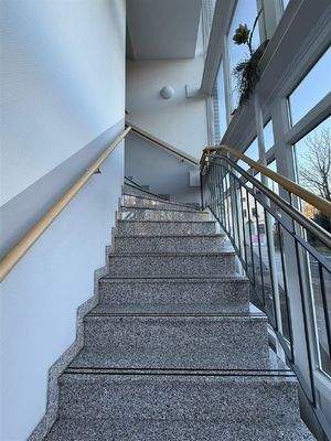 Tiefgaregenstellplatz