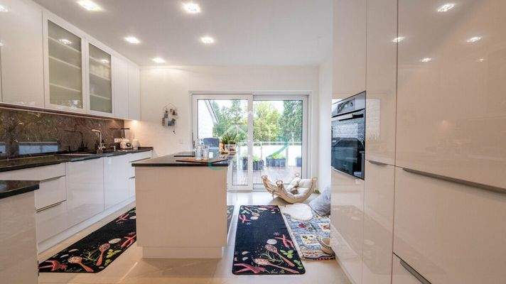 Küche Wohnung links