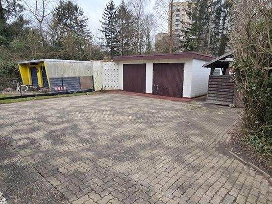 Außen Doppelgarage.jpg