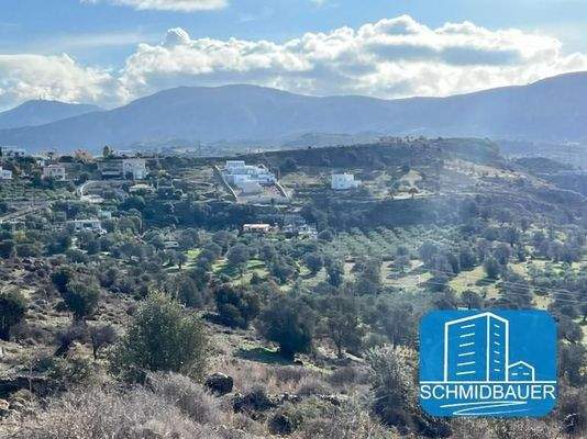 Kreta, Sivas: Grundstück am Ortsrand mit 360-Grad-Aussicht zu verkaufen