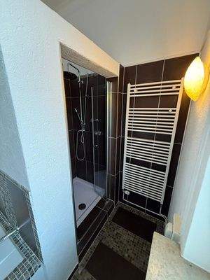 1. OG Badezimmer Dusche