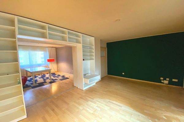 Wohn-/Essbereich mit Balkonzugang